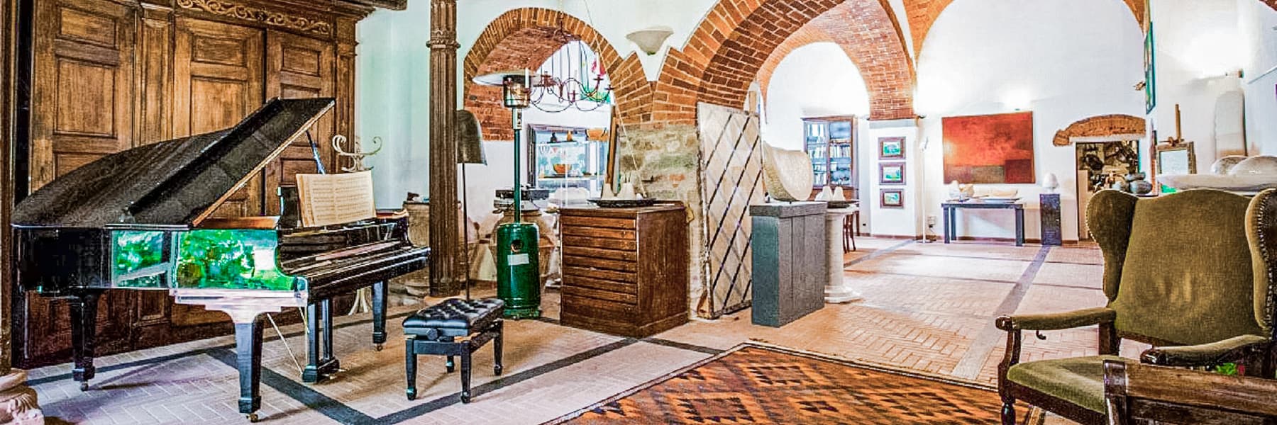 Casale Toscano in pietra a Castagneto Carducci