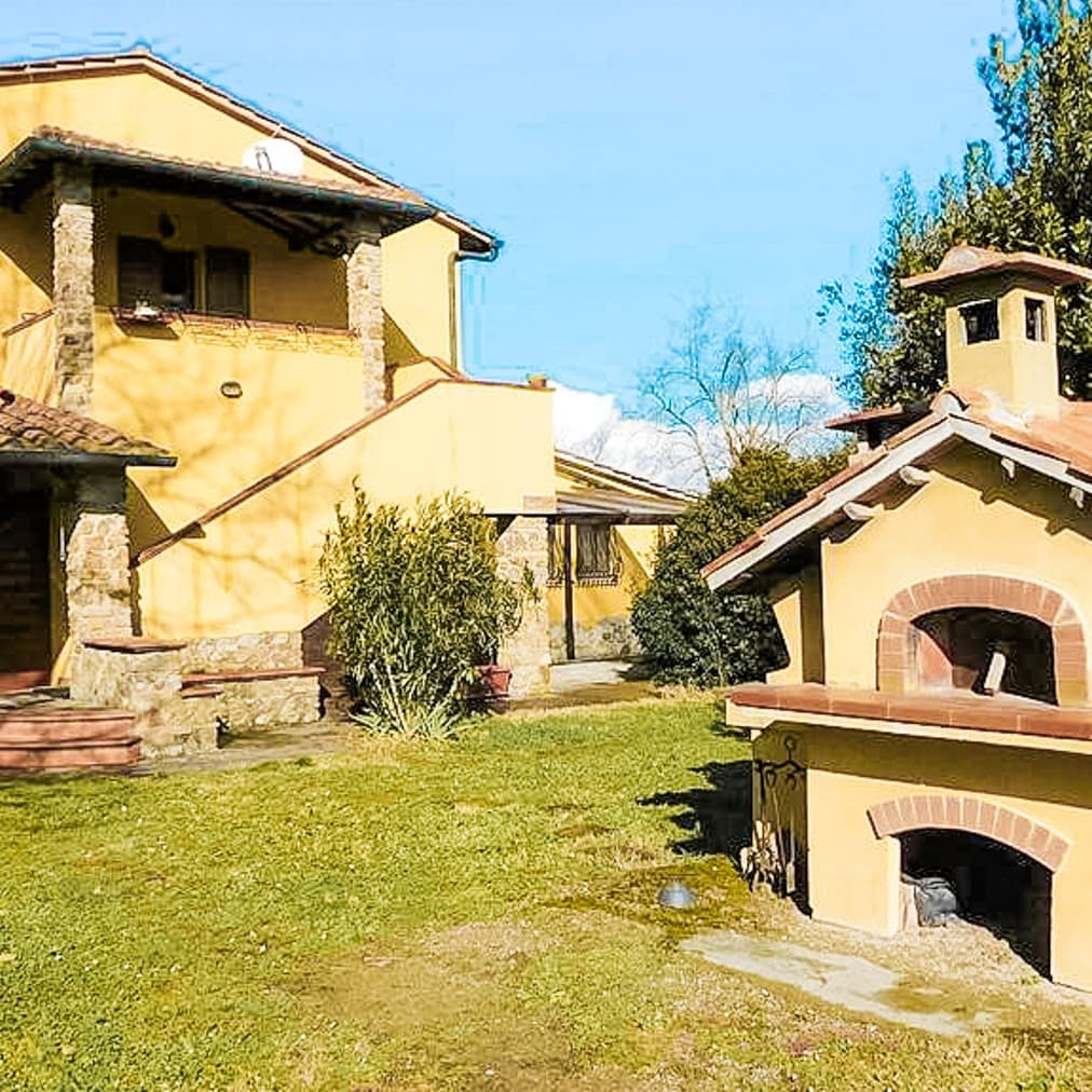 Agriturismo a Follonica, Toscana, con 13 ettari e piscina