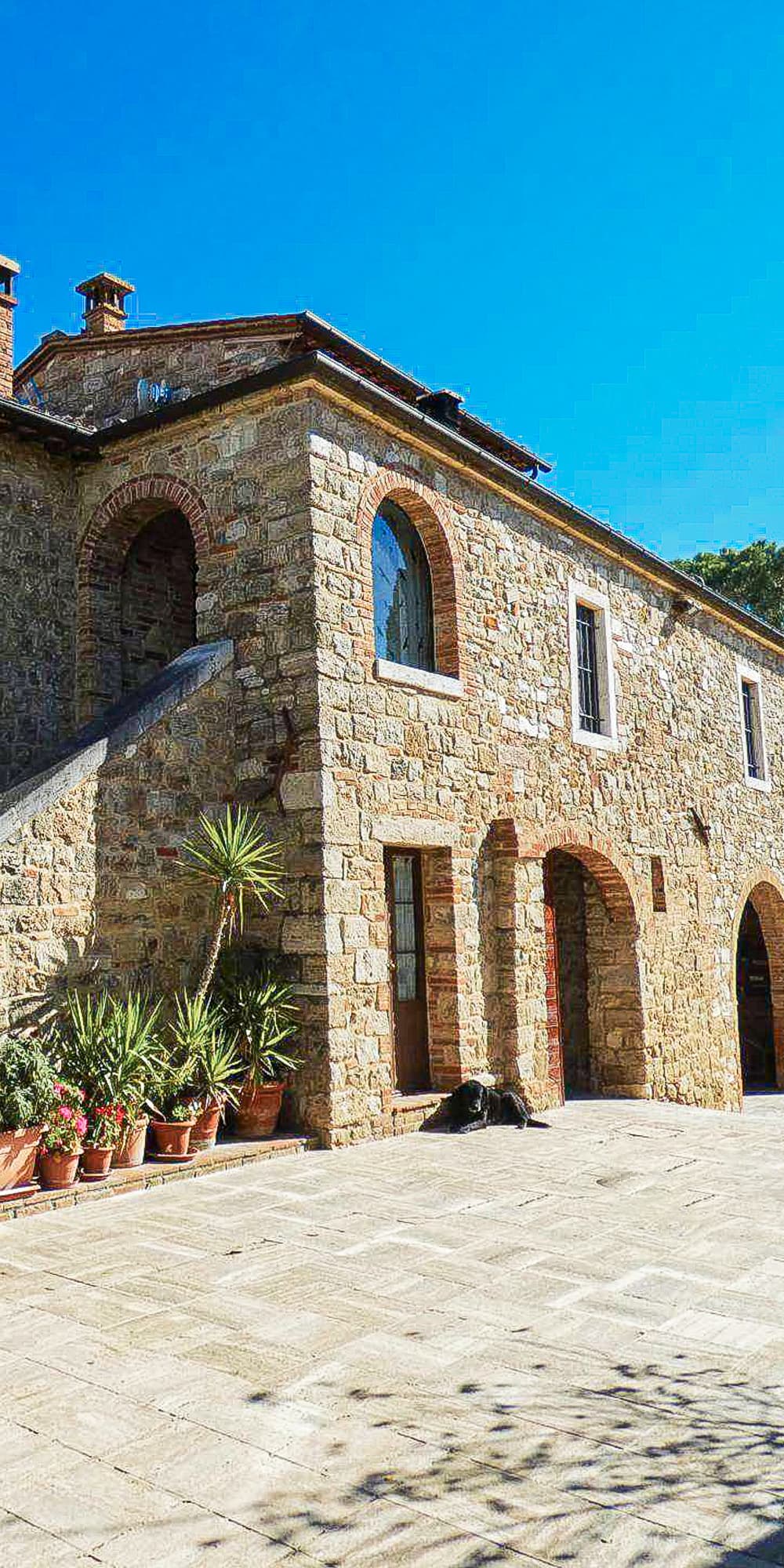 Rustic Country House in Asciano, Tuscany's Val d'Orcia
