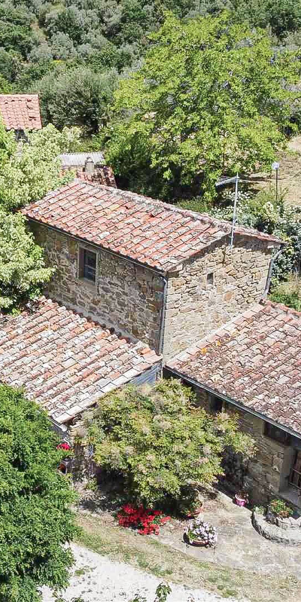 Rustic Country House with Pool in Tuscan Cortona