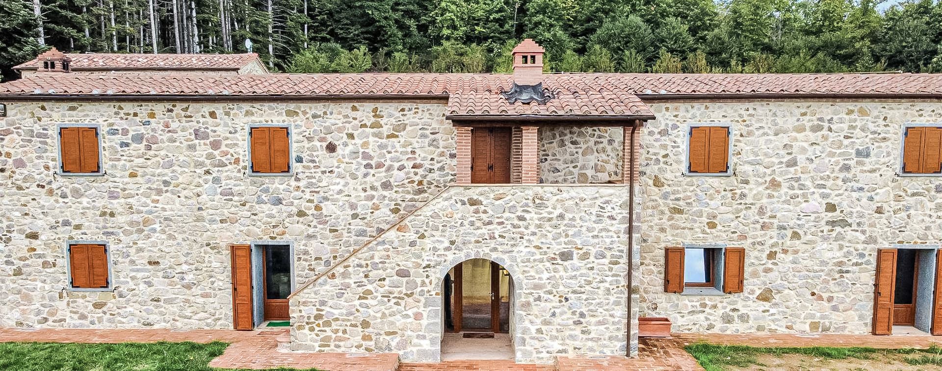 Rustic Country House in Tuscany's Piancastagnaio