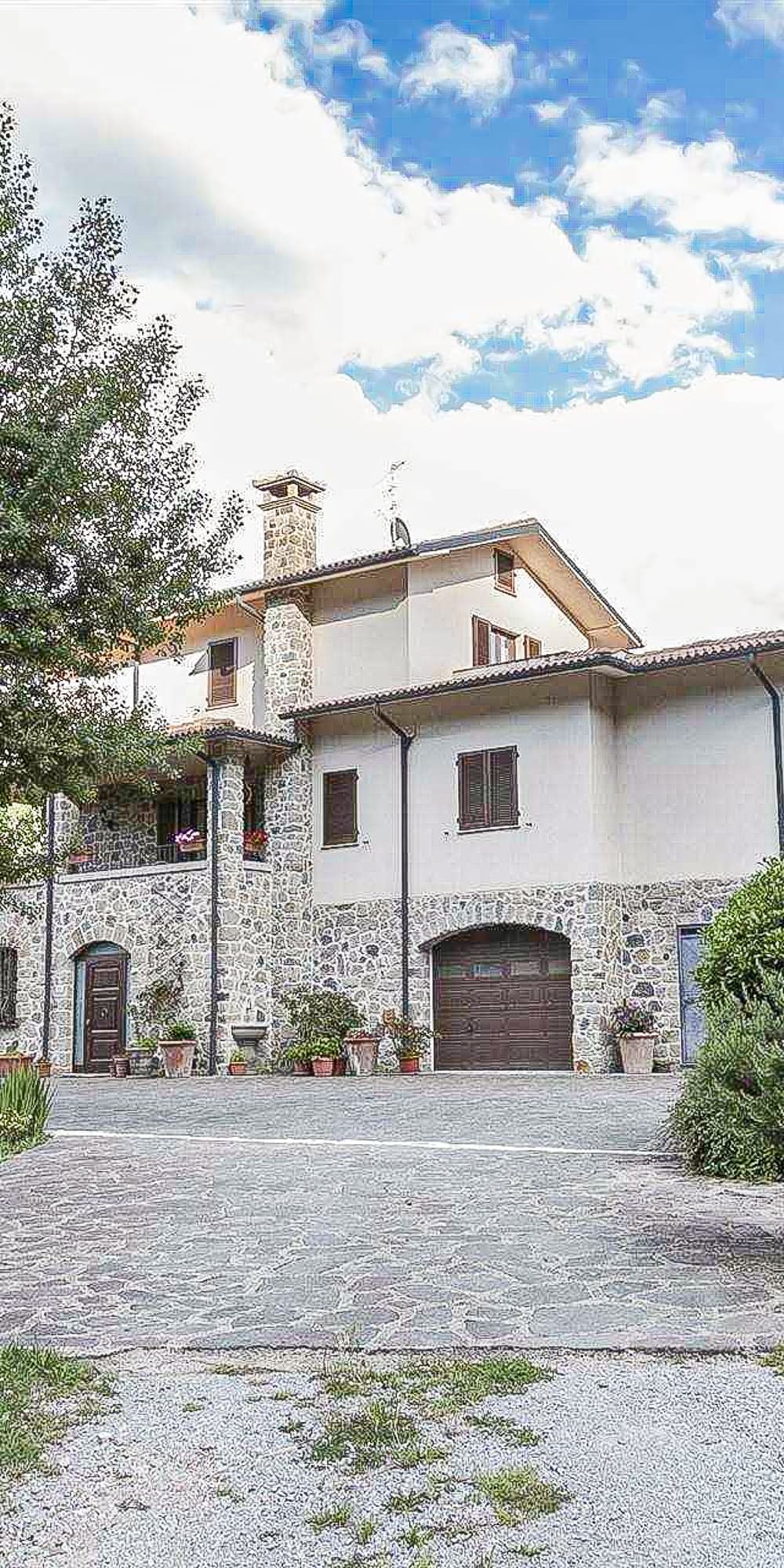 Spacious Villa in Piancastagnaio, Tuscany