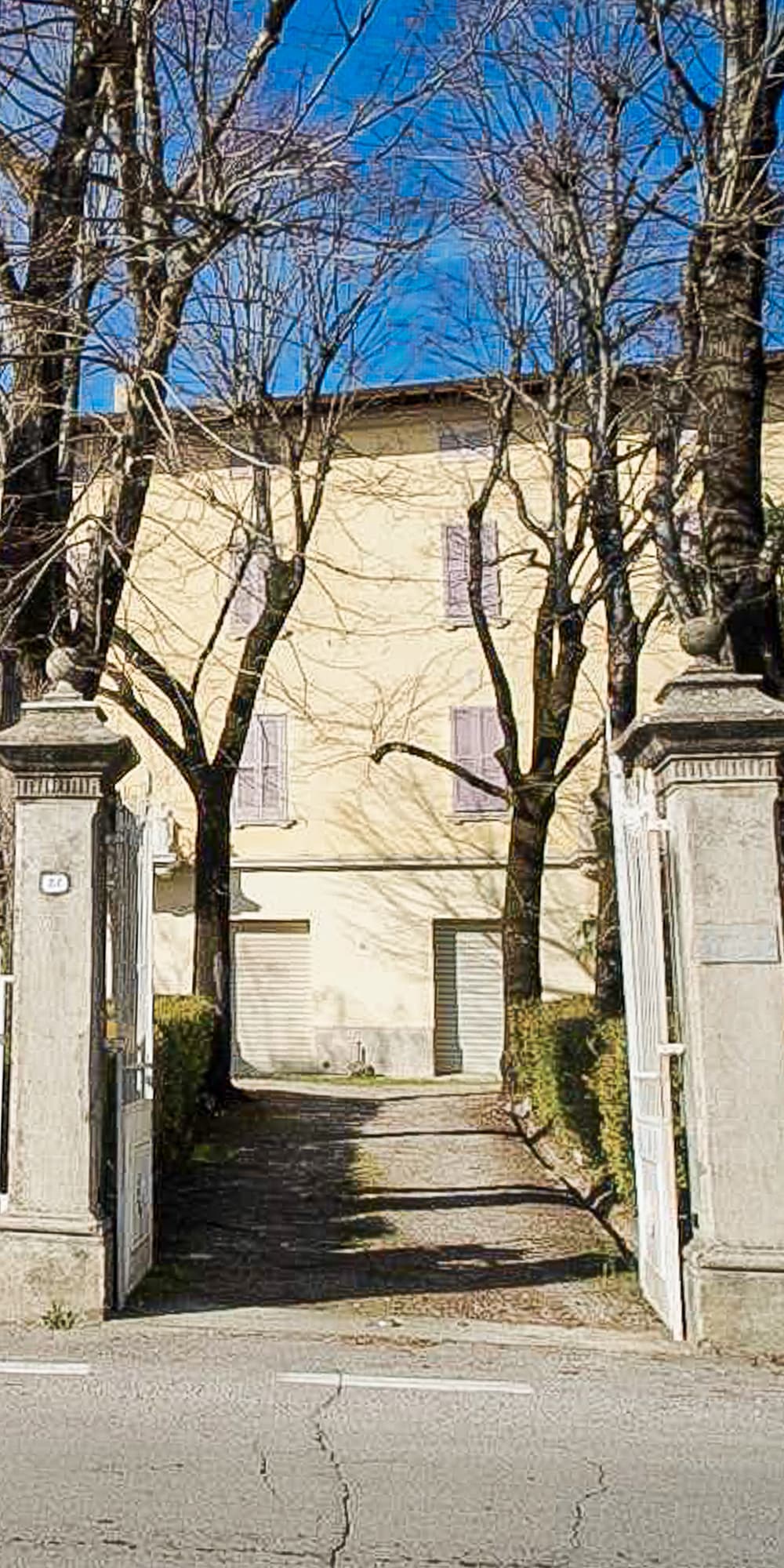 Historic Villa 1900s Charm in Cetona, Tuscany