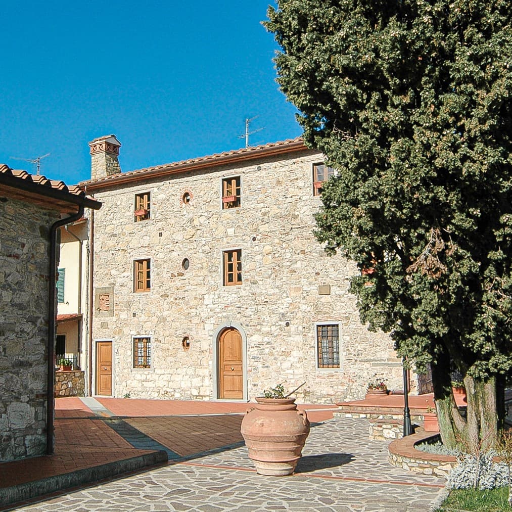 Rustic Country House in Quarrata, Tuscany with Pool