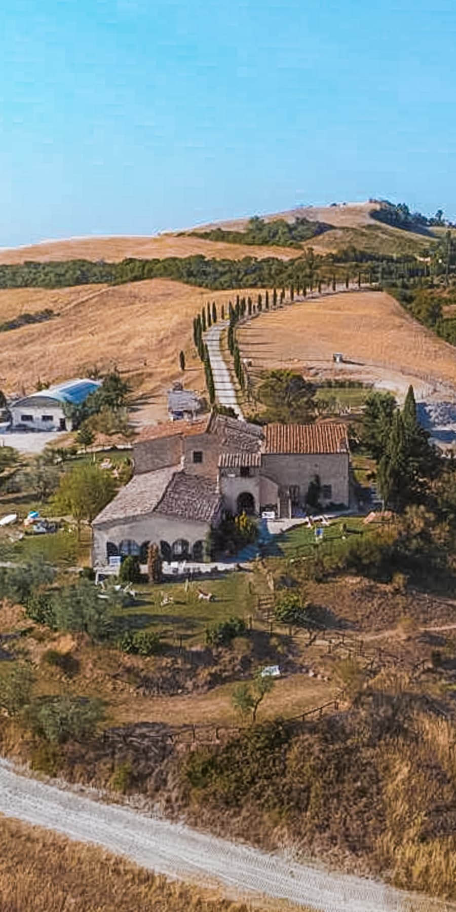 Villa in Volterra, Tuscany: Spacious and Modern