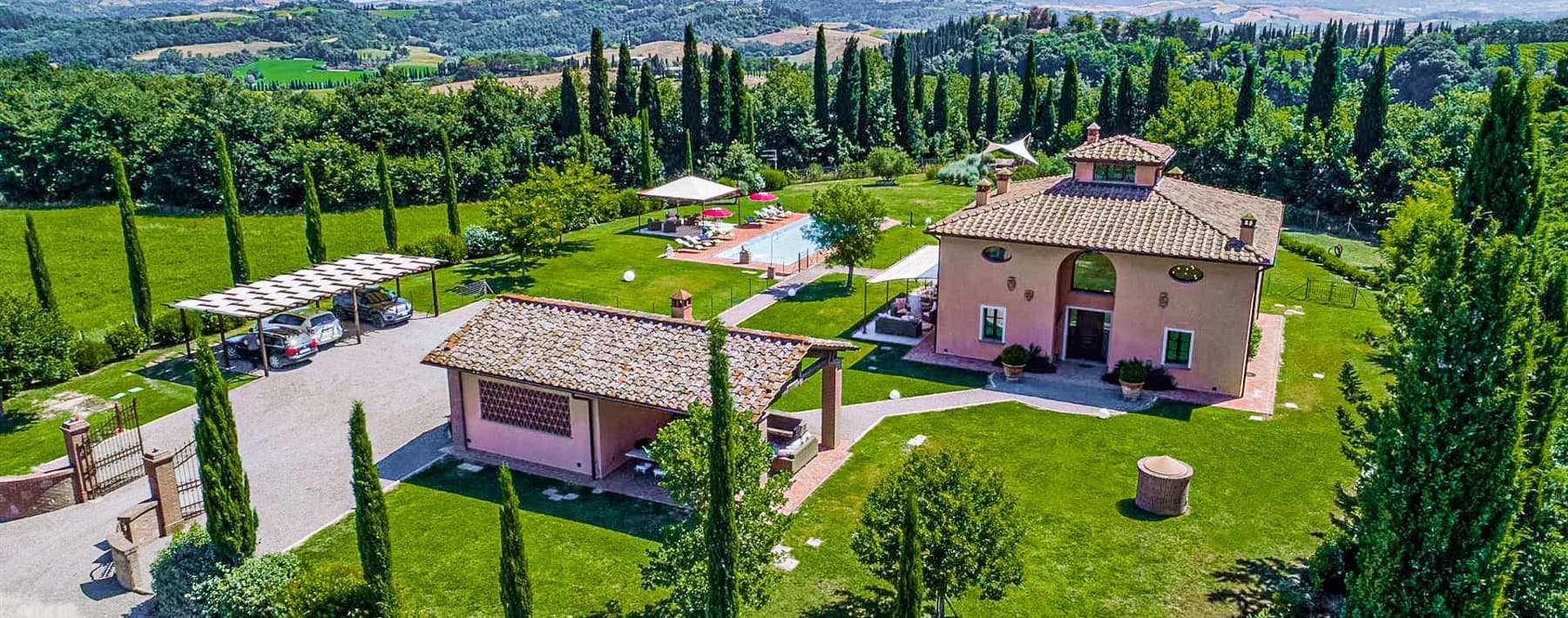 Elegant Villa in Peccioli's Tranquil Tuscany Countryside