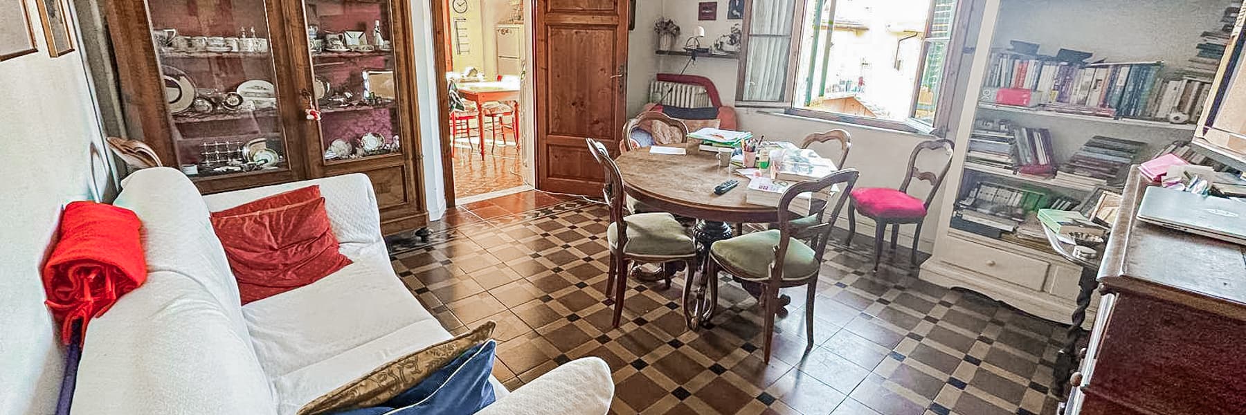 Detached House in Cecina, Tuscany: Luxury Living Awaits