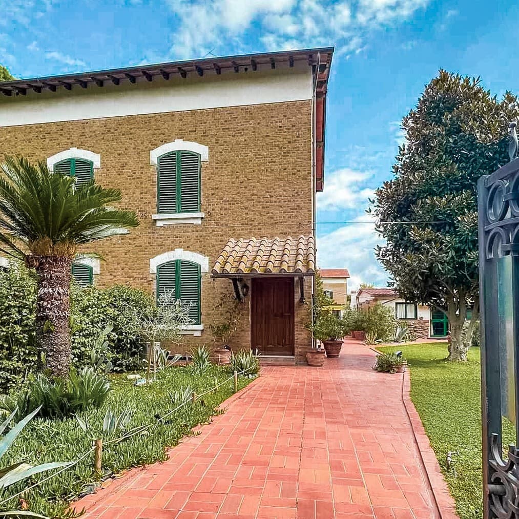 Elegant Villa in Rosignano Marittimo, Tuscany