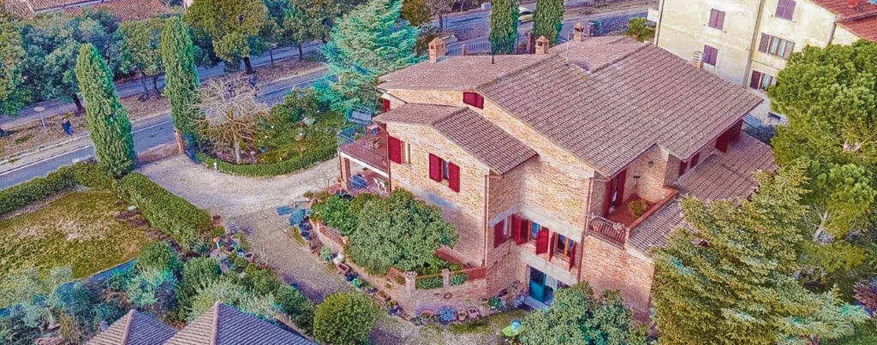 Elegant Villa in Casole d'Elsa, Heart of Tuscany