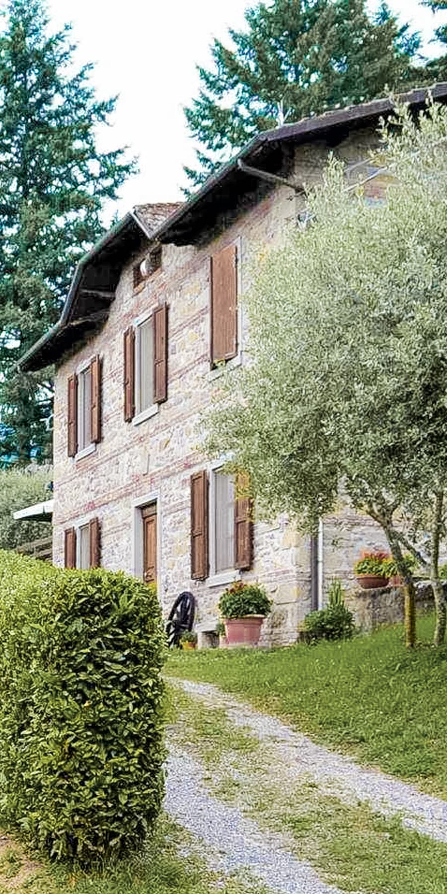 Rustic Country House in Serene Tuscan Countryside