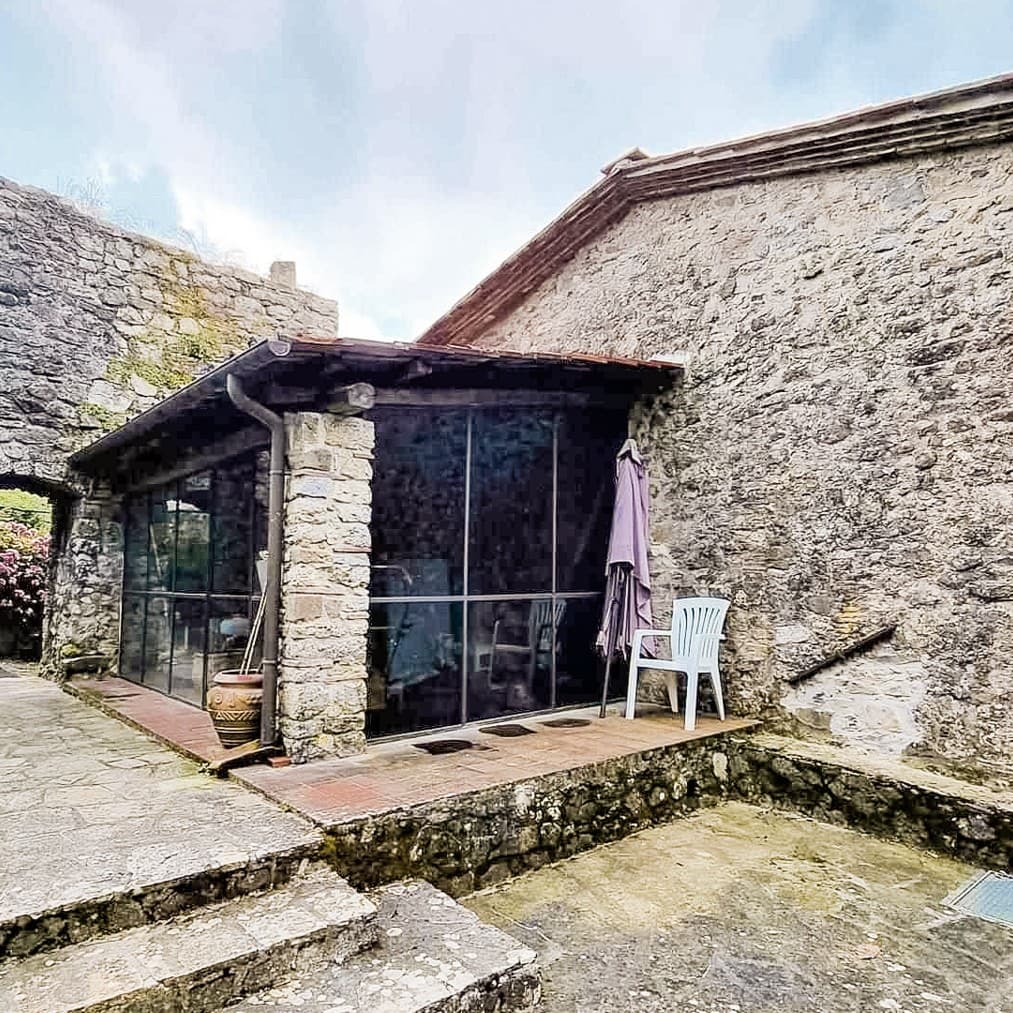 Rustic Country House with Pool in Pescaglia, Tuscany