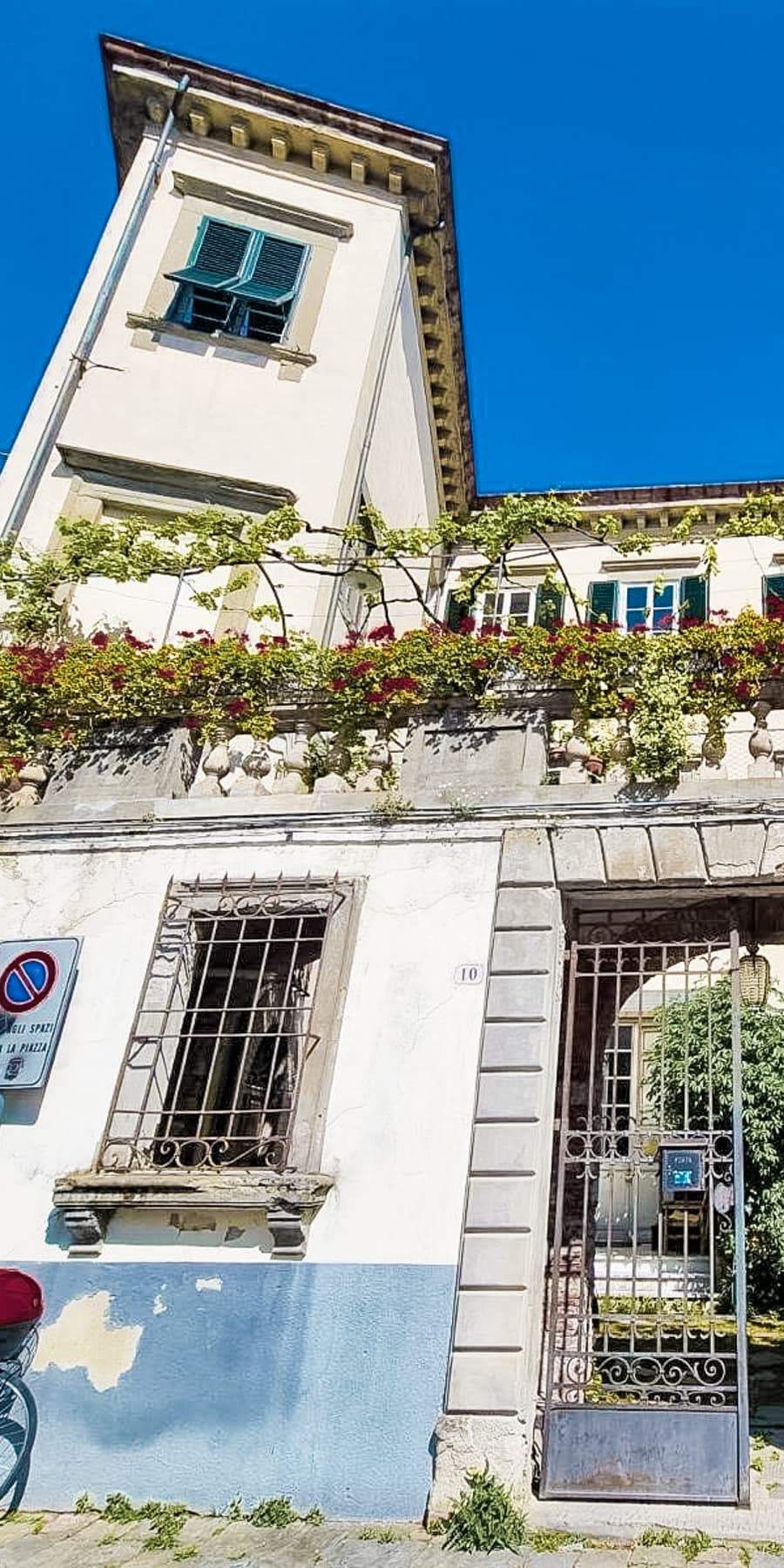Spacious Apartment in Lucca's Historic Center, Tuscany