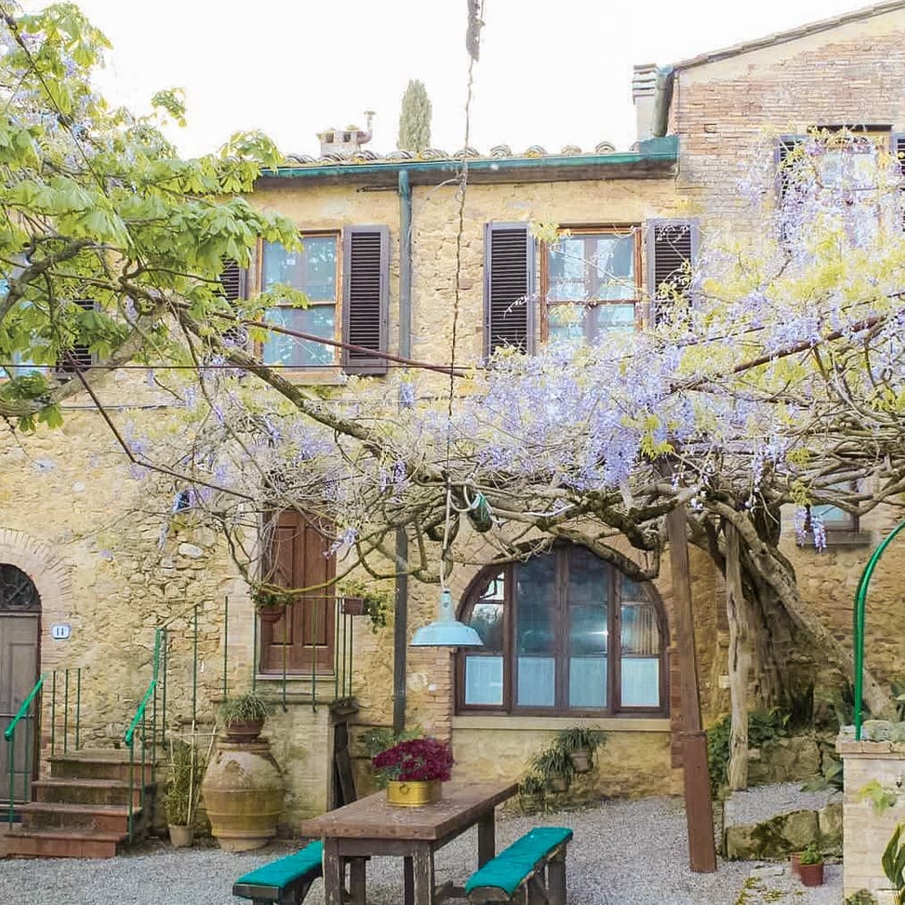 Restored Rustic Farmhouse in Volterra, Tuscany
