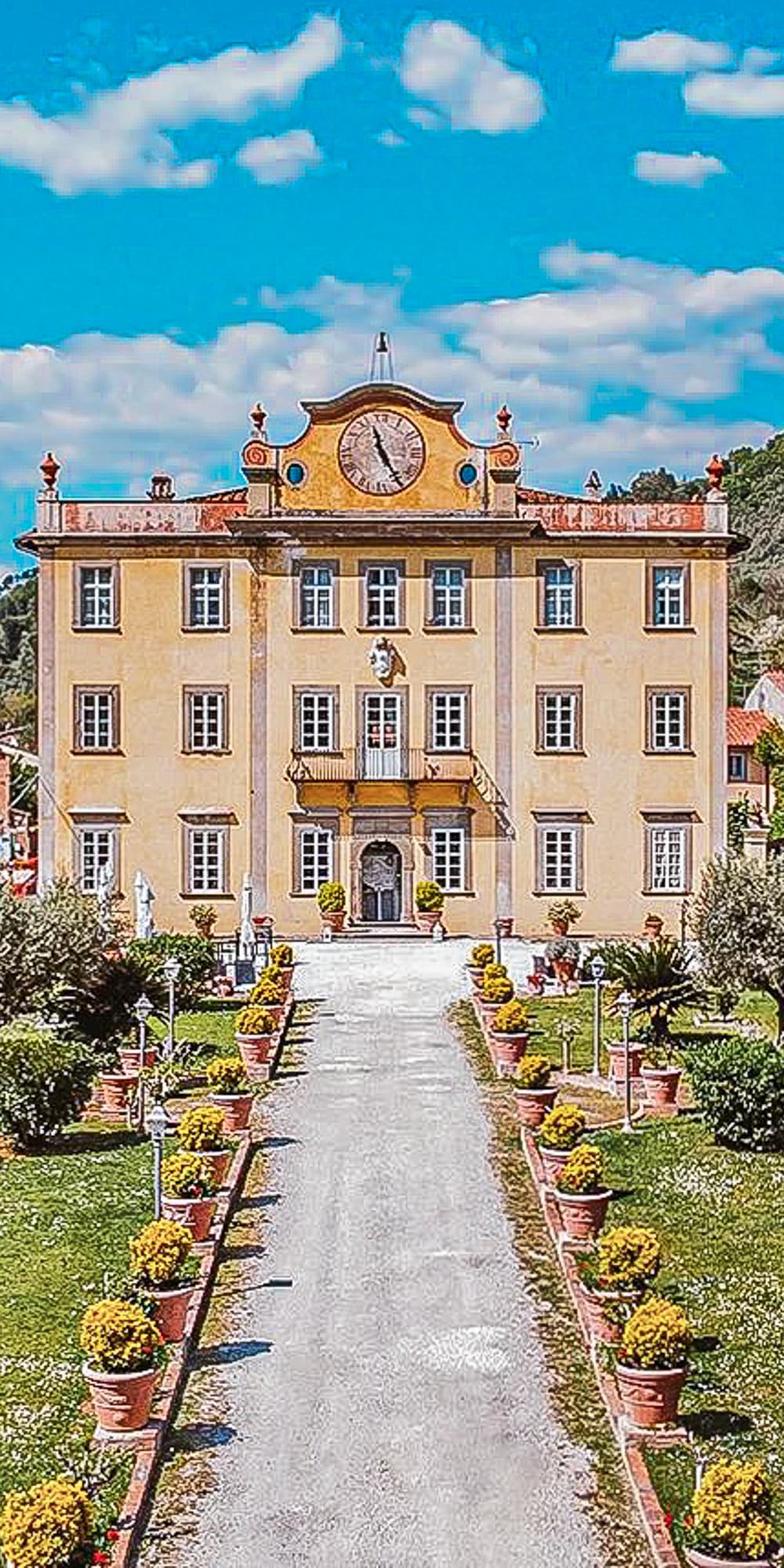 Neoclassical Villa in San Giuliano Terme, Tuscany