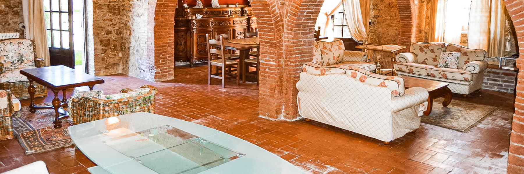 Elegant Villa in Trequanda, Tuscany Countryside