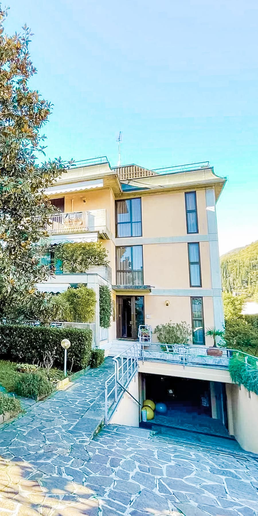 Apartment with Terrace in Salò, Lake Garda Area