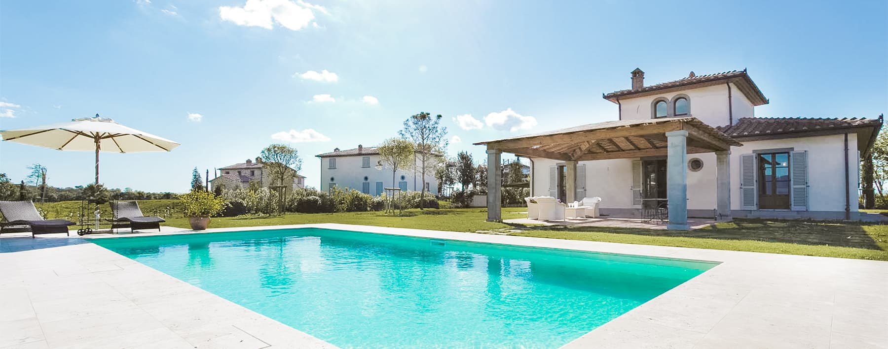 Villa with Pool in Cortona, Tuscany, 245 Sq. mt.