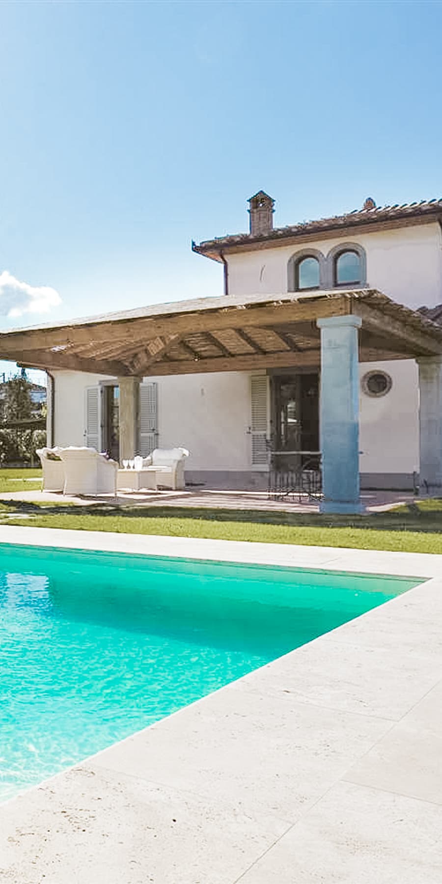 Villa with Pool in Cortona, Tuscany, 245 Sq. mt.