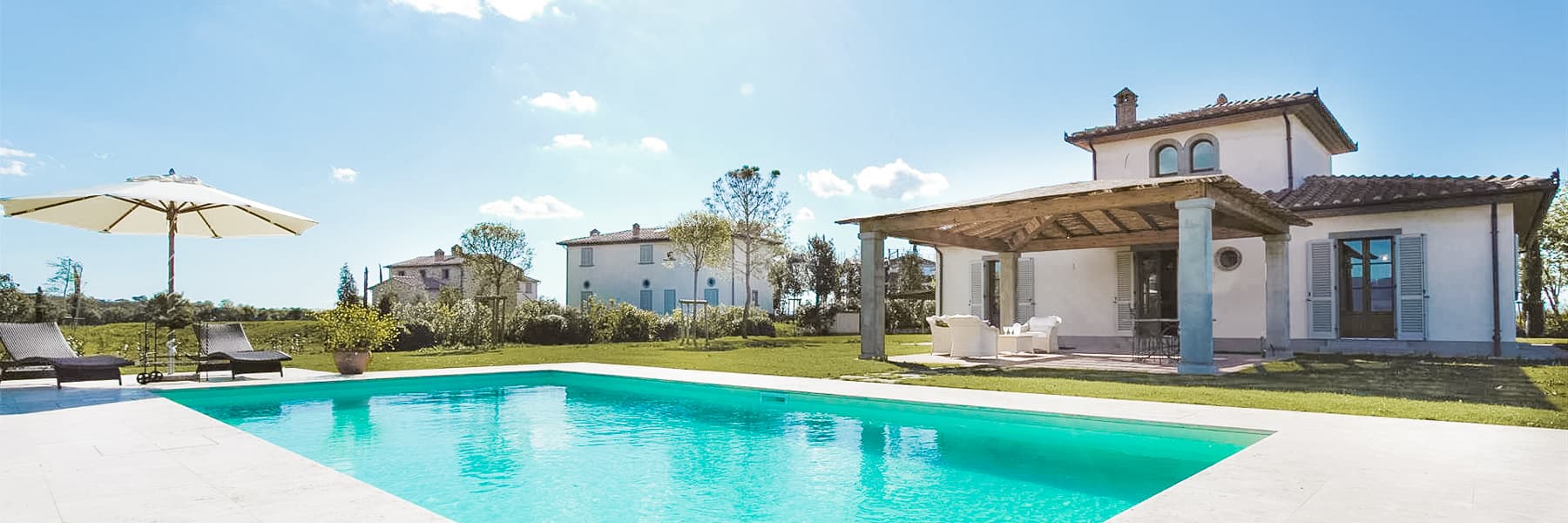 Villa with Pool in Cortona, Tuscany, 245 Sq. mt.