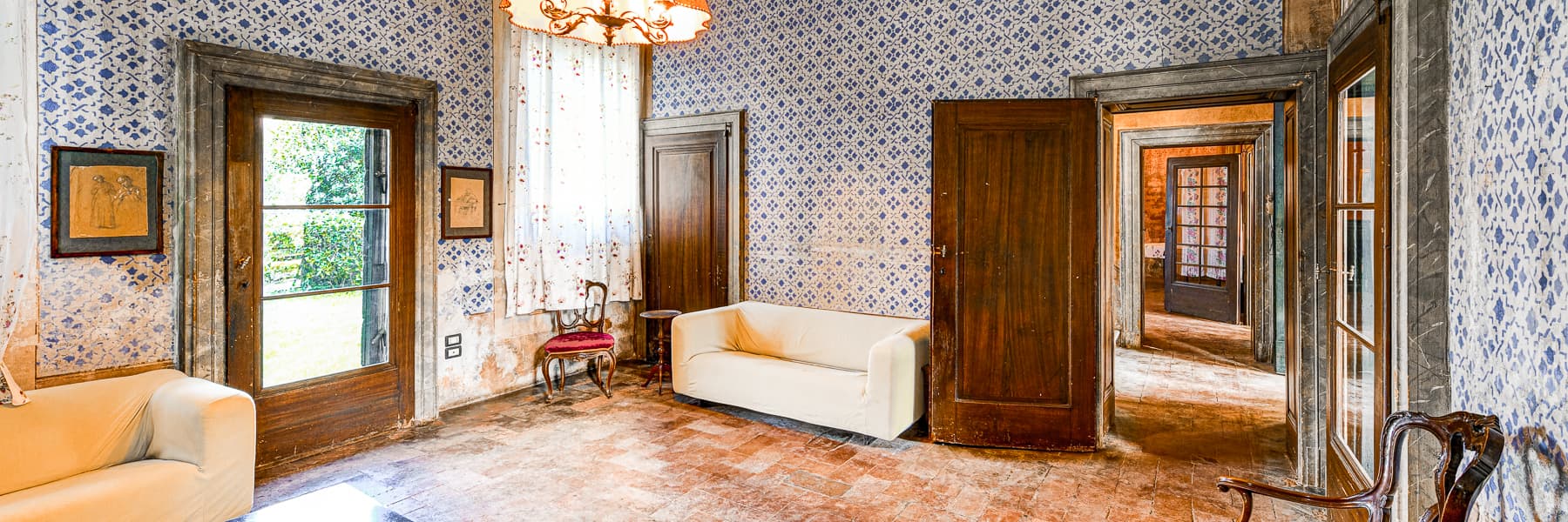 Detached House Near Lago di Garda, Lombardia