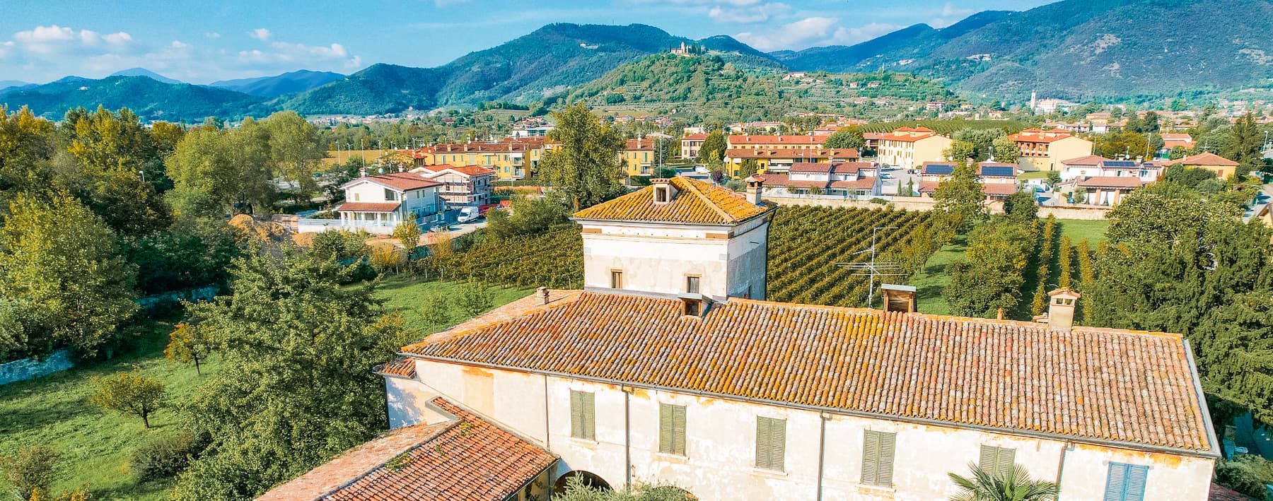 Detached House Near Lago di Garda, Lombardia