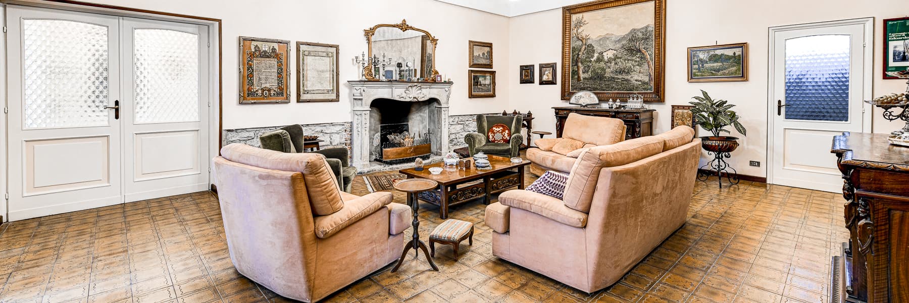 Detached House Near Lake Garda, Brescia, Lombardy