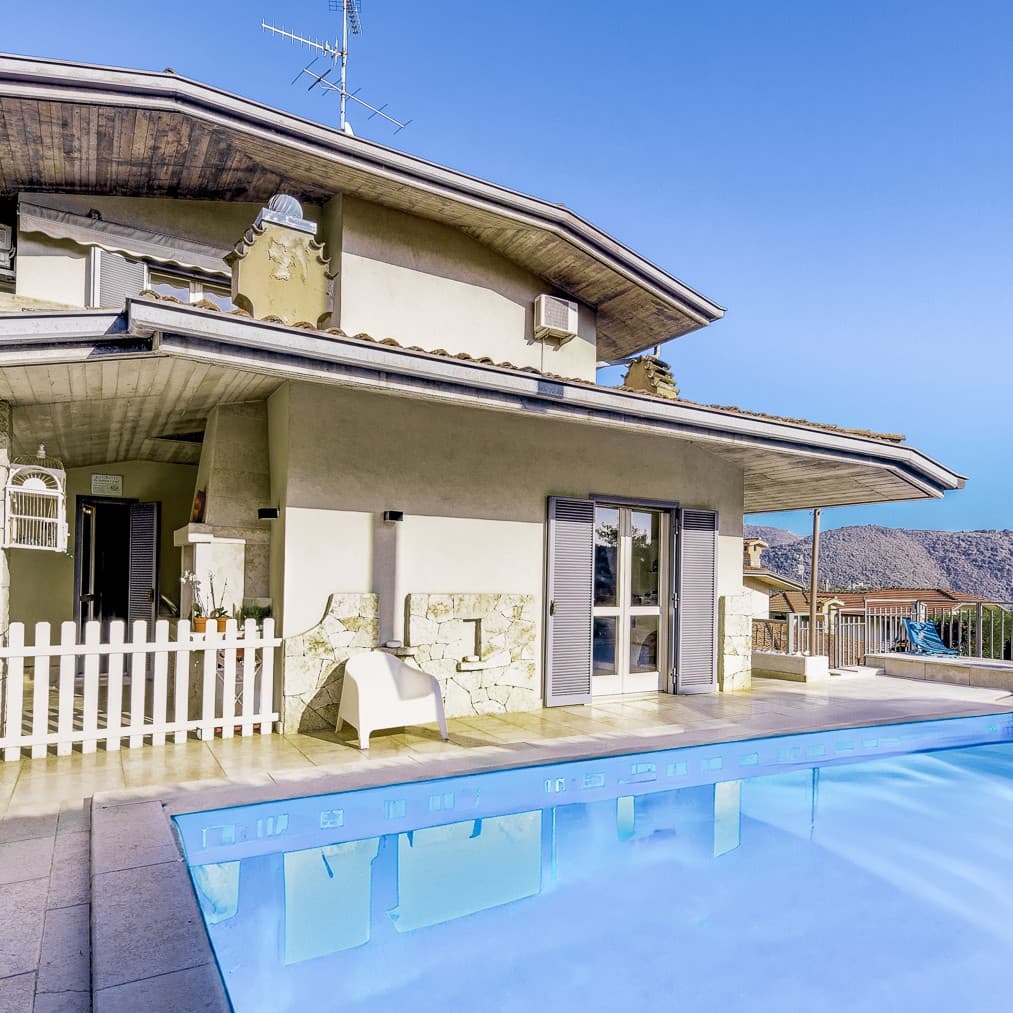 Elegant Villa Nestled in Botticino, Lombardy