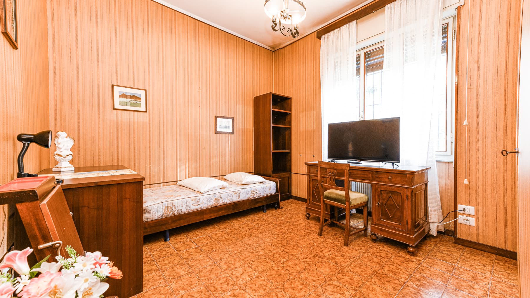 Big Image 10