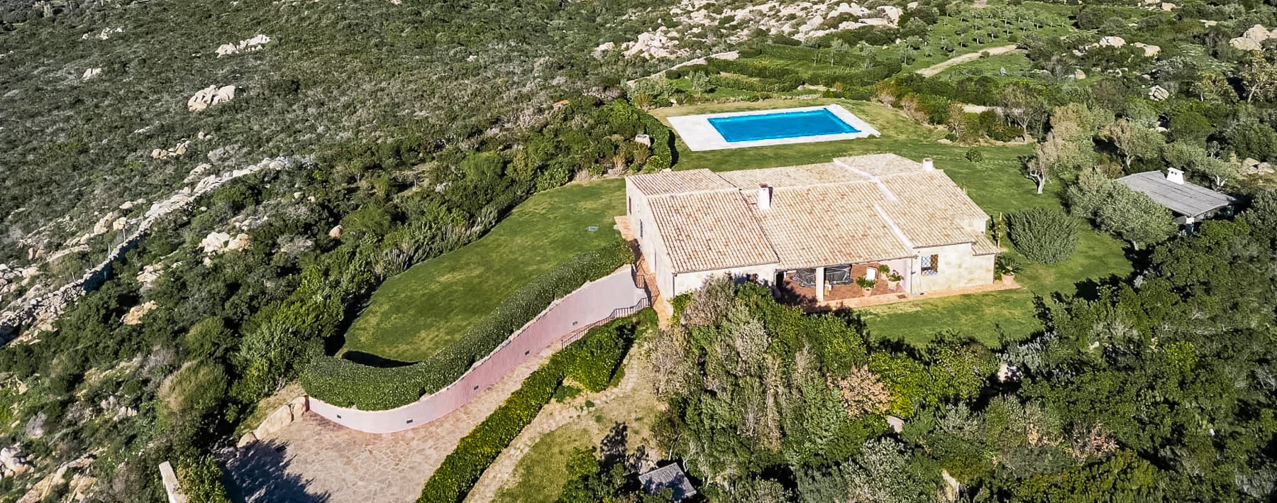 Elegant Sardinian Villa with Panoramic Views in Arzachena