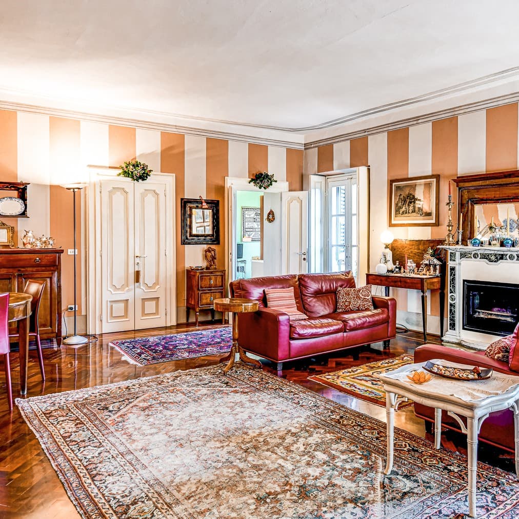 Apartment by Lake Garda, Brescia, Lombardy