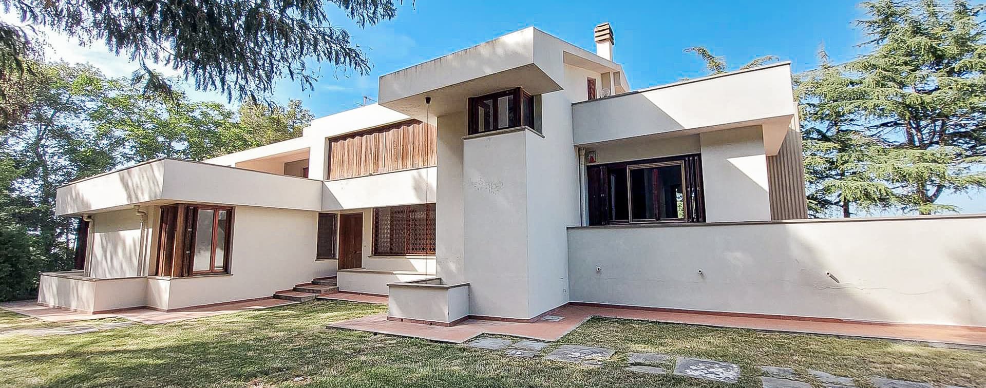 Restored Duplex Villa in Livorno, Tuscany