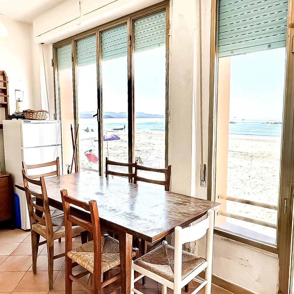 Seafront Apartment in Follonica, Tuscany