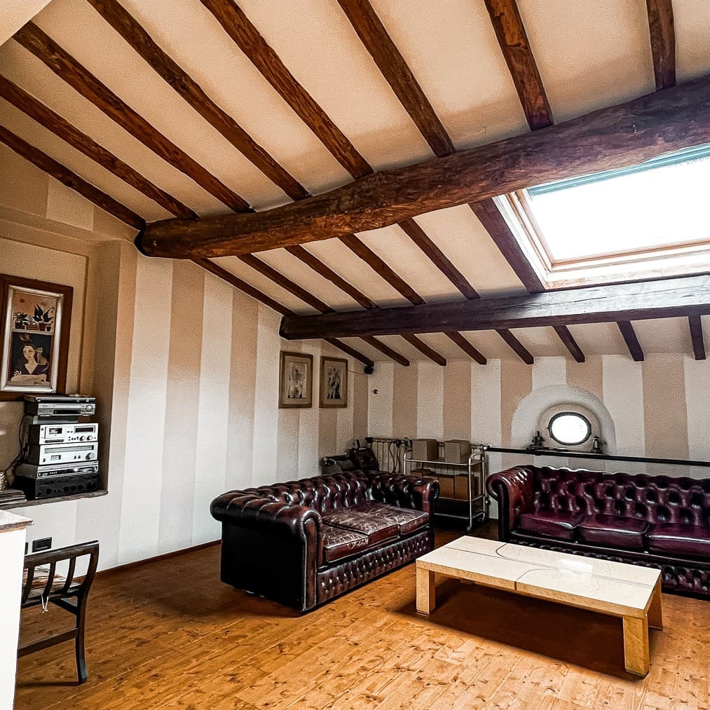 Charming Apartment in Historic Villa, Prato, Tuscany