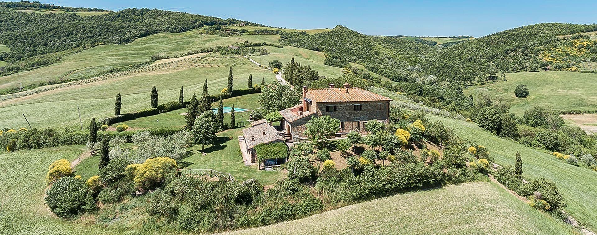 Rustic Country House with Panoramic Views in Tuscany