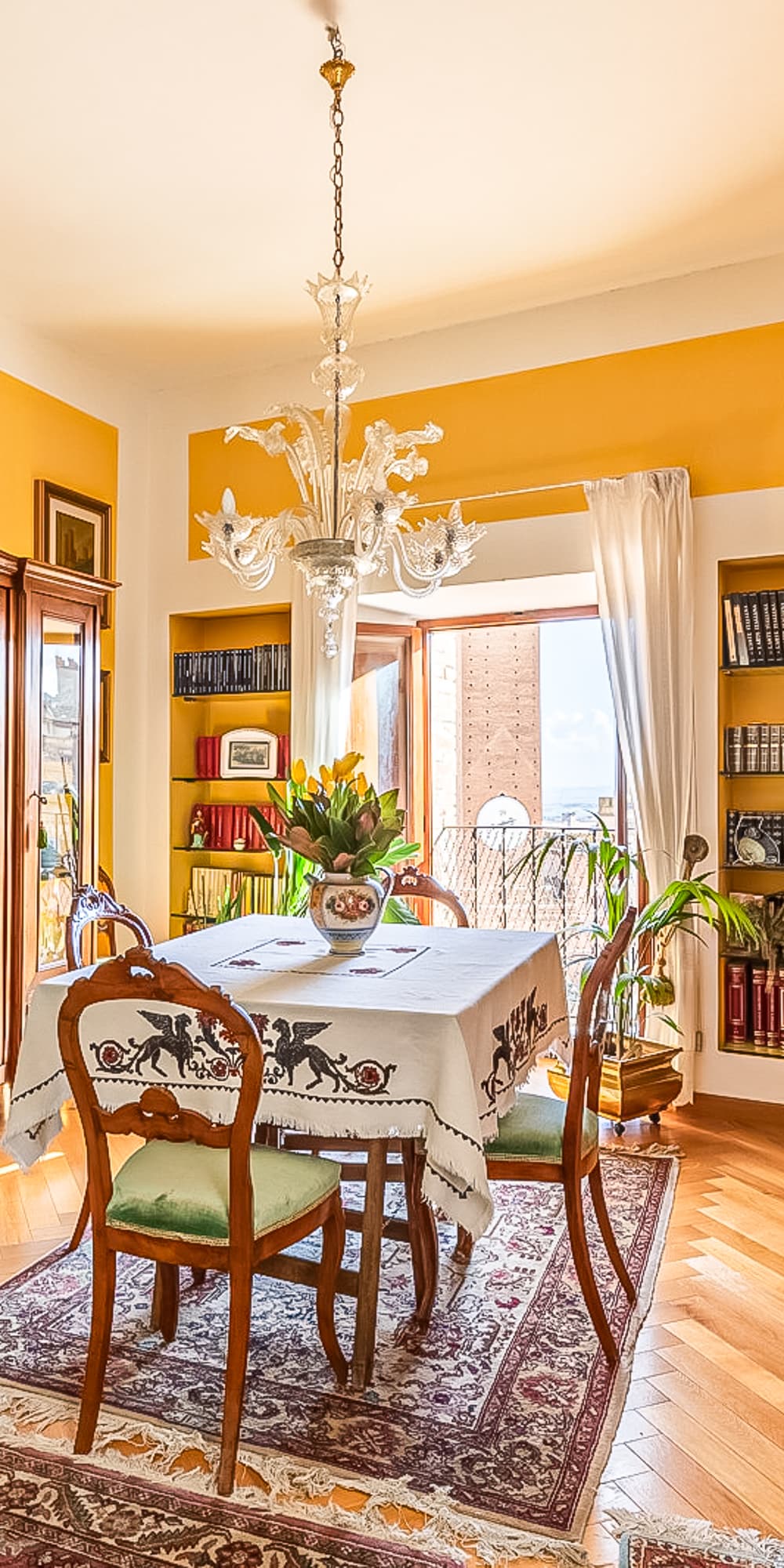 Stunning Siena Loft with 360-Degree Views in Tuscany