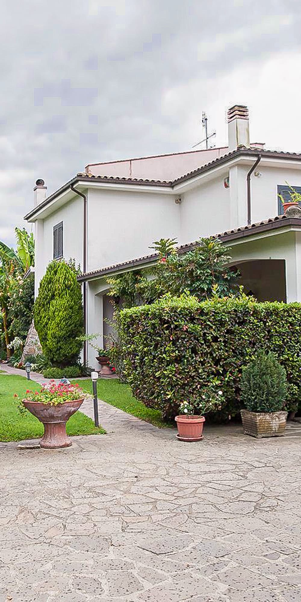 Elegant Villa in Riano, Lazio near Rome