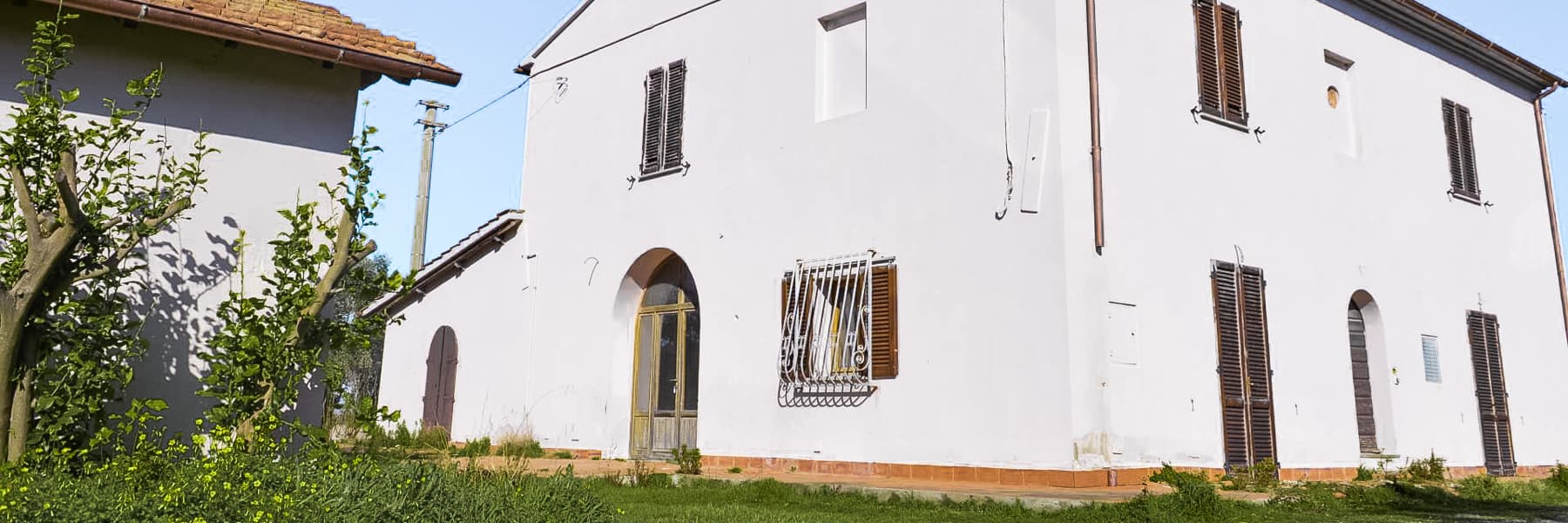 Detached House for Sale in Cecina, Tuscany