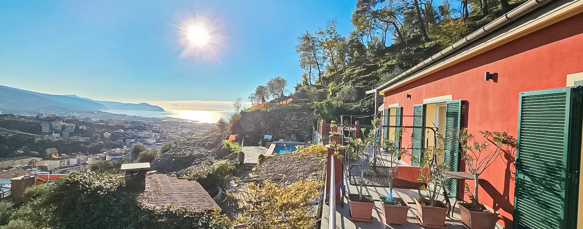 Villa con vista mare e piscina a Chiavari