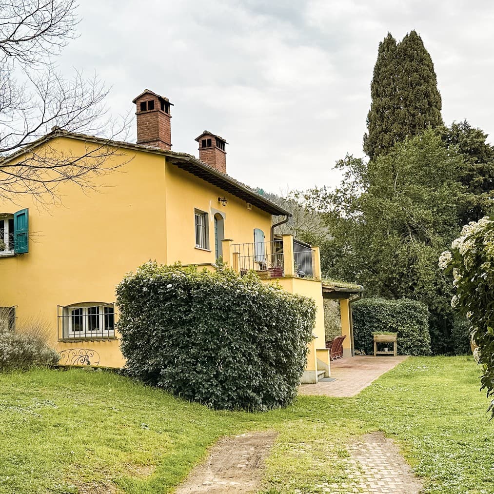 Charming Villa in Prato Hills, Tuscany