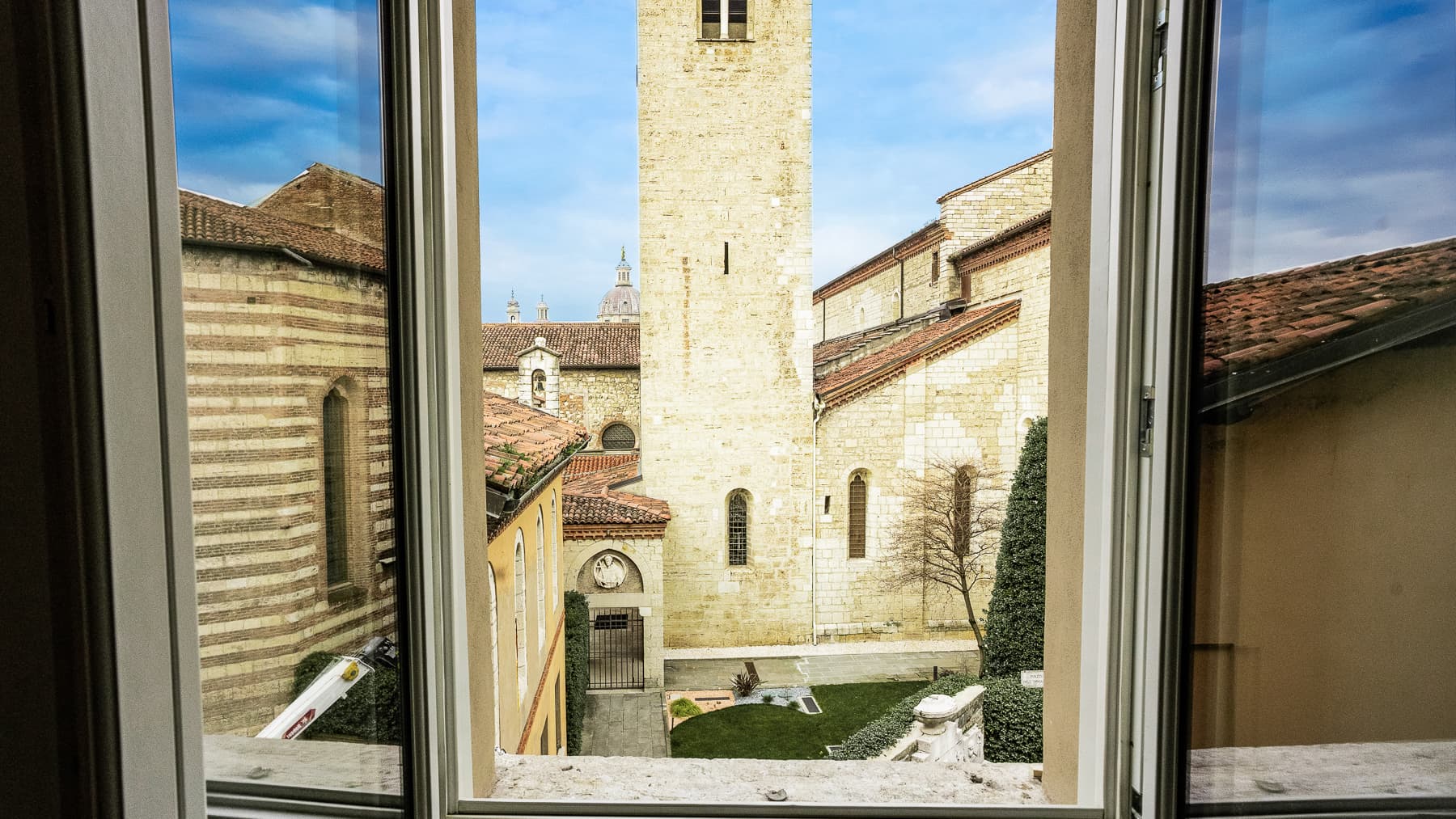 Big Image 15