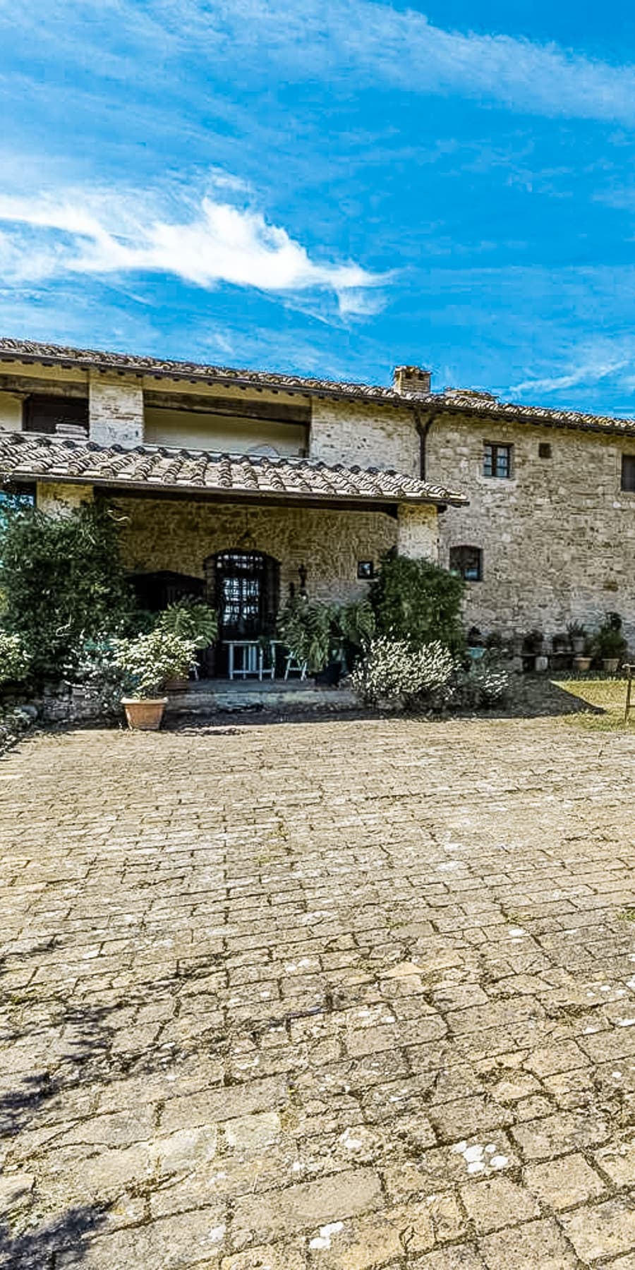 Restored Agritourism with Pool in San Gimignano, Tuscany