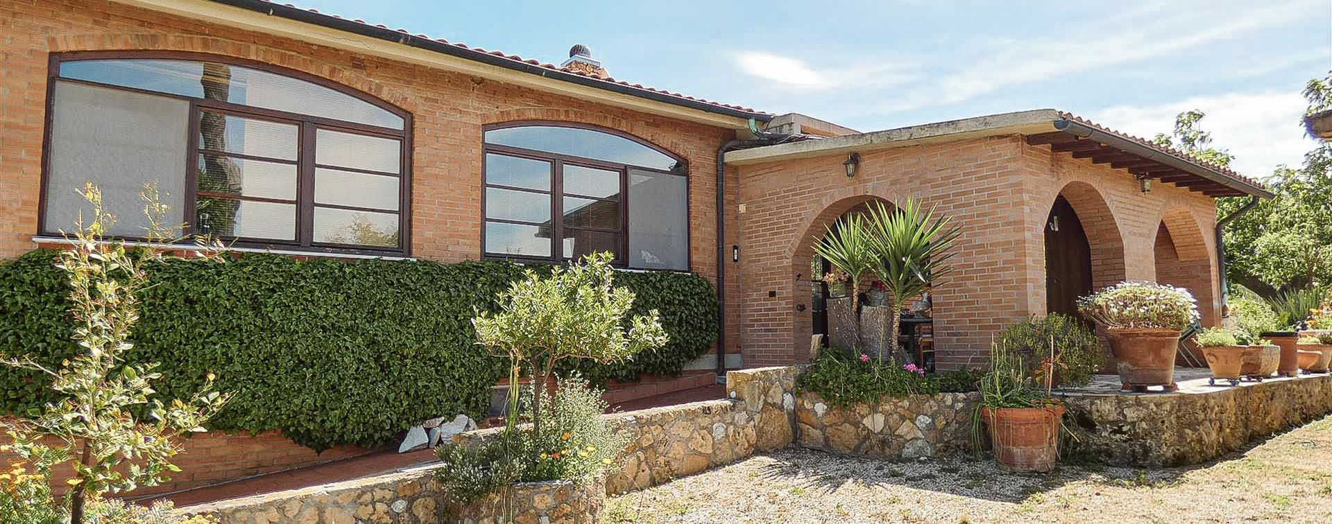 Rustic Country House in Bibbona, Tuscany, 260 Sq. Mt.