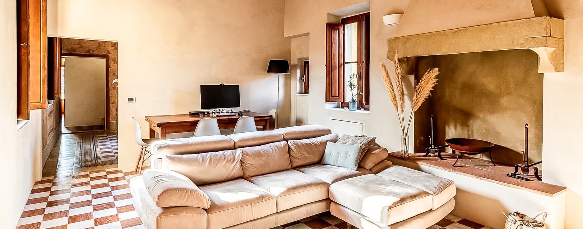 Charming Loft in Arezzo's Heart, Tuscany