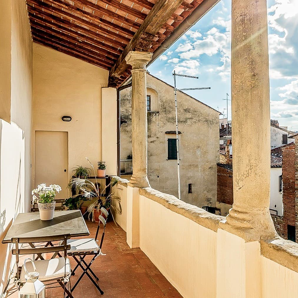 Charming Loft in Arezzo's Heart, Tuscany