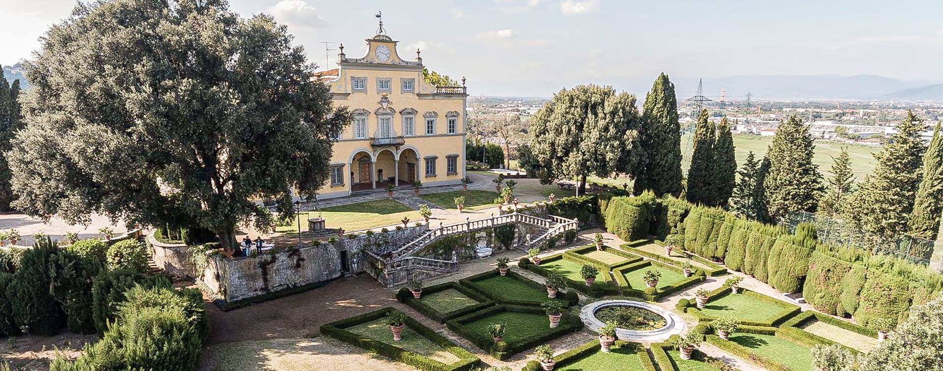 Luxurious Villa in Scandicci, Tuscany's Rolling Hills