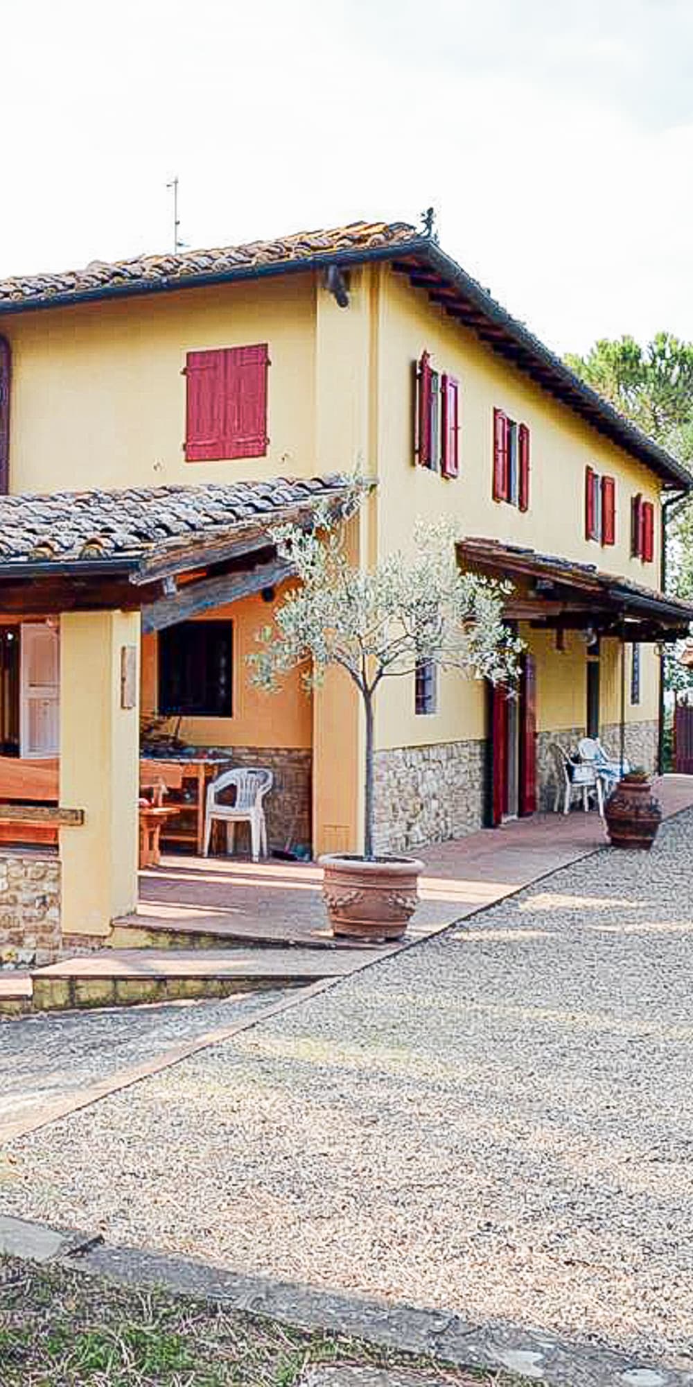 Charming Villa with Pool in Montespertoli, Tuscany
