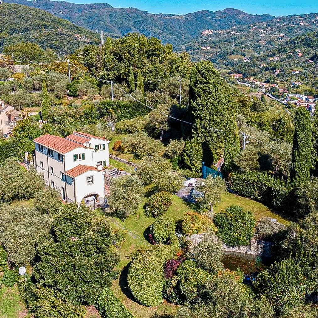 Luxury Villa with Pool in Sarzana, Cinque Terre