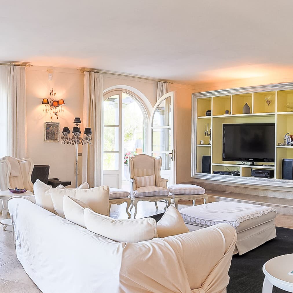 Luxury Villa with Pool in Versilia, Tuscany