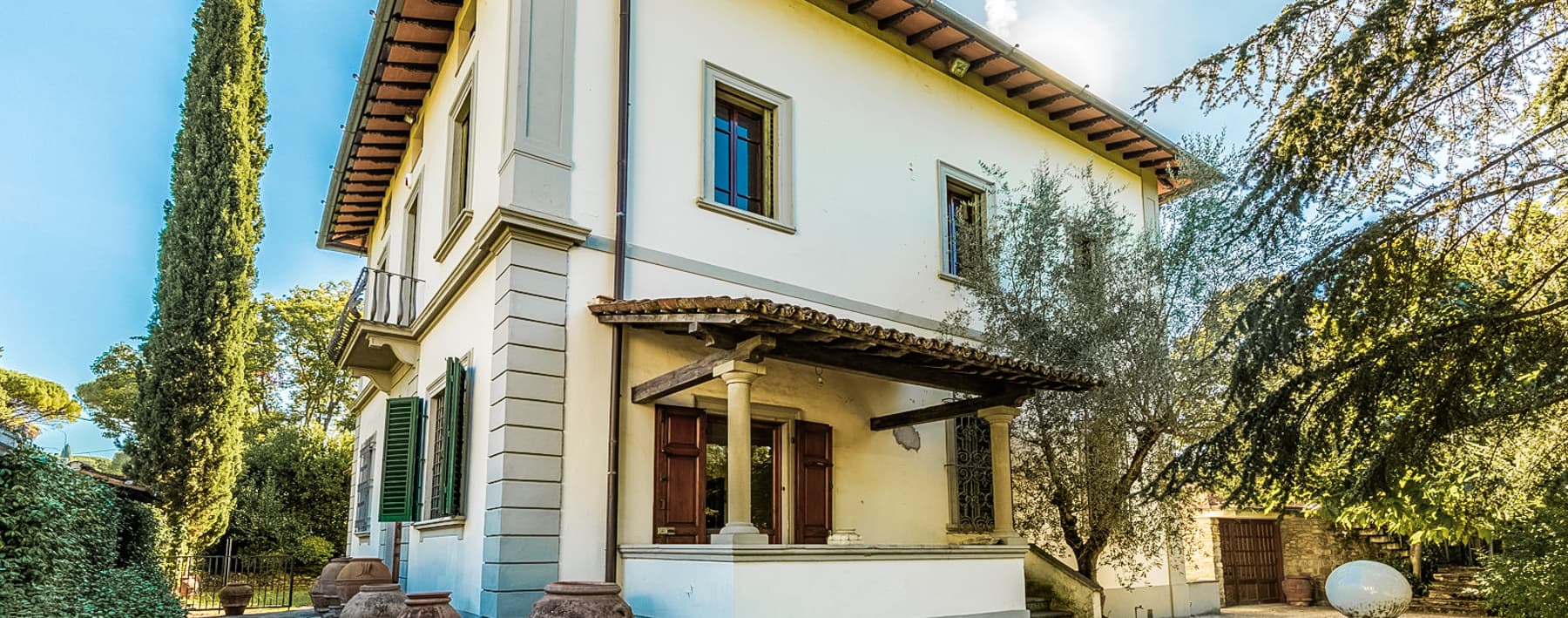 Historic Villa with Italian Garden in Florence