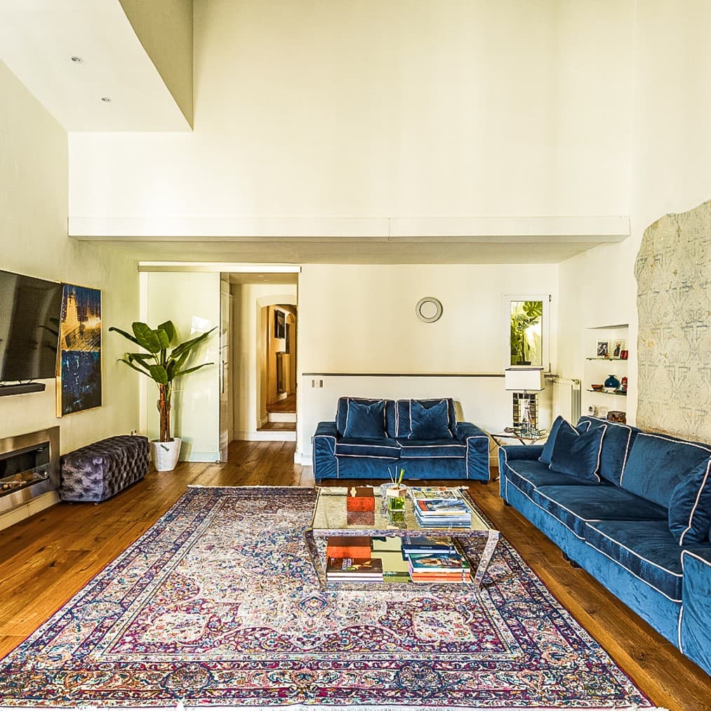 Prestigious Apartment in Historic Florence, Tuscany